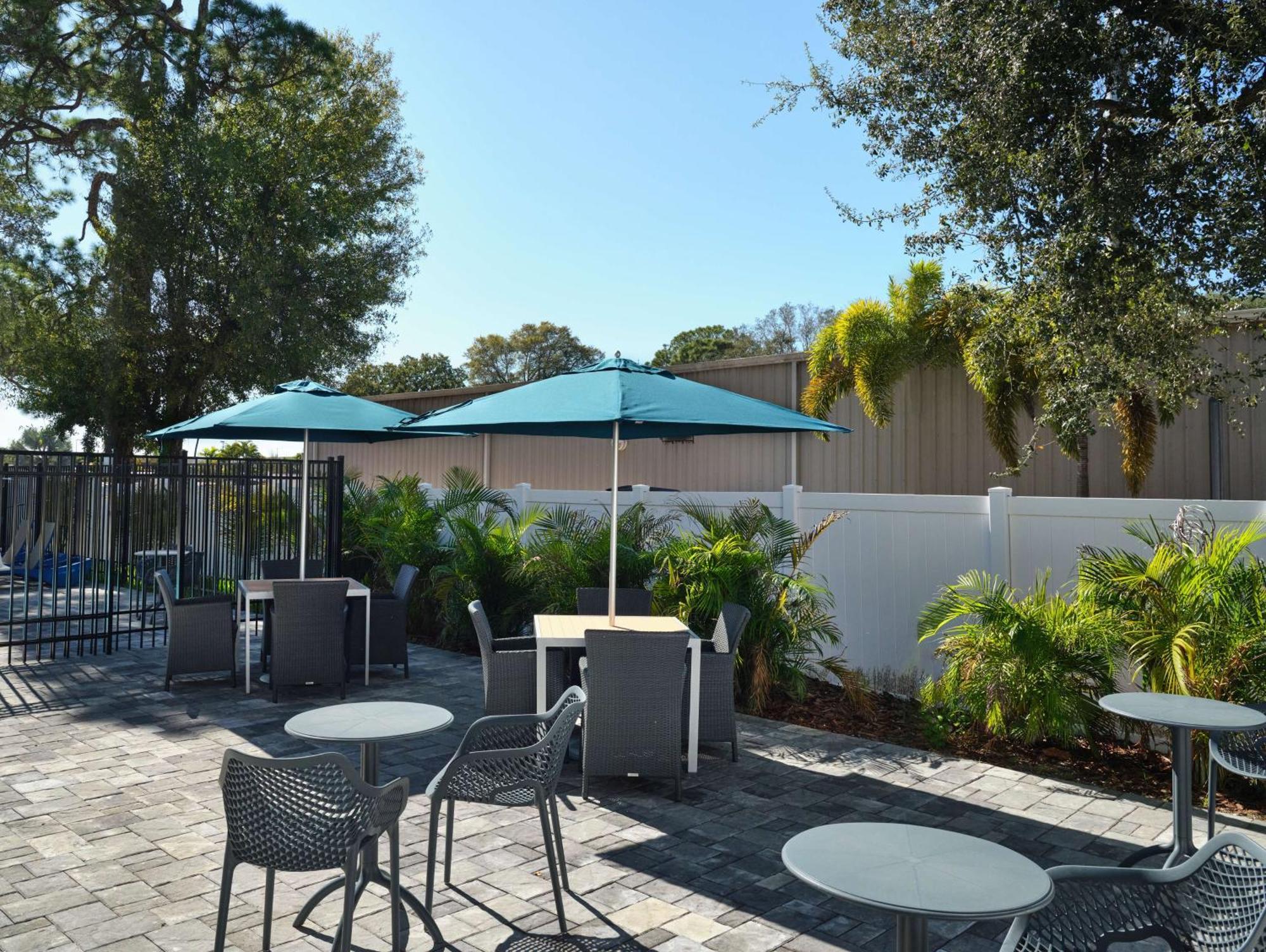Hotel Hampton St Petersburg, Fl 3*